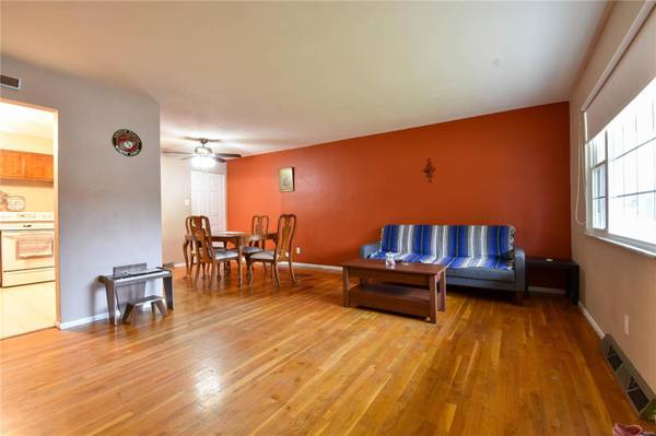 4041 Sara ST, Granite City, IL 62040