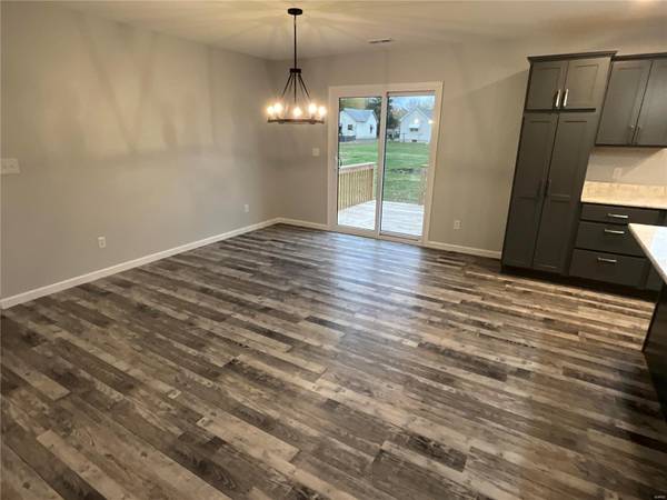 407 Benton ST, Mount Olive, IL 62069