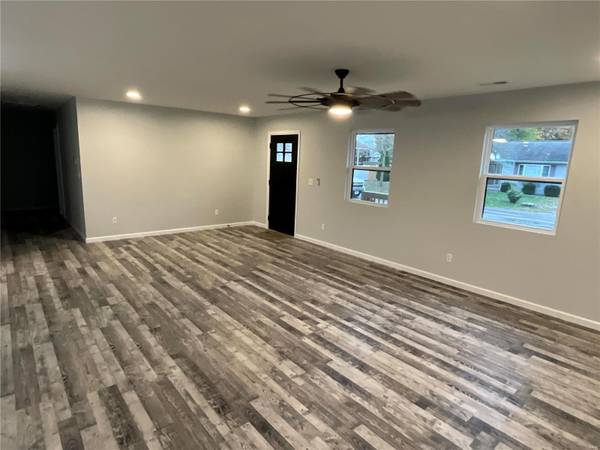 407 Benton ST, Mount Olive, IL 62069