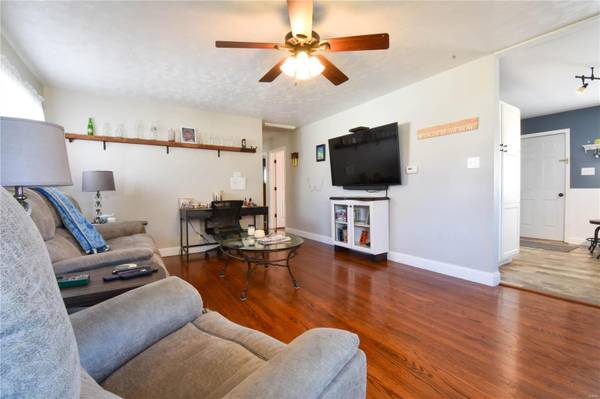 1410 N Jefferson ST, Litchfield, IL 62056