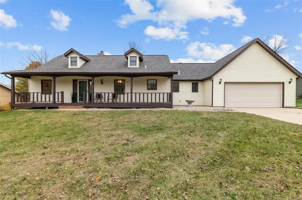 93 Fox Run RD, Collinsville, IL 62234