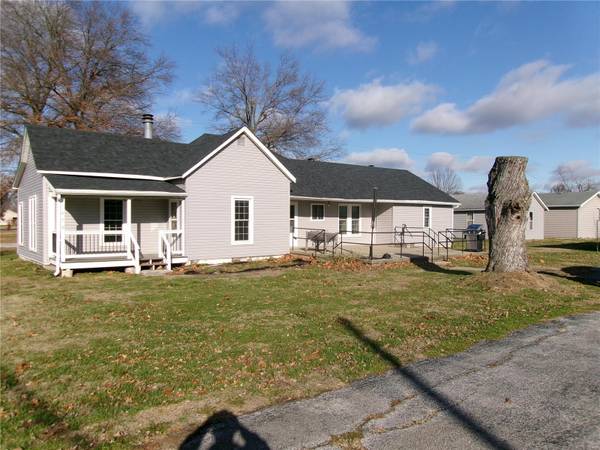 670 Livingston Ave, Livingston, IL 62058
