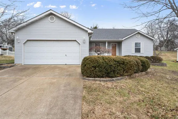 2831 Maplewood CT, High Ridge, MO 63049