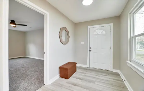 4042 E Highway 47, Winfield, MO 63389