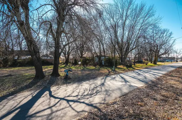402 S Frisco ST, Marionville, MO 65705