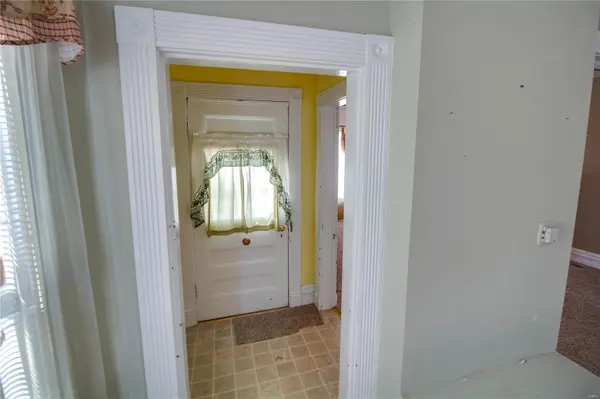 1135 W 9th ST, Alton, IL 62002