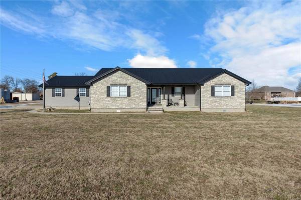 32936 County Rd 207, Advance, MO 63730