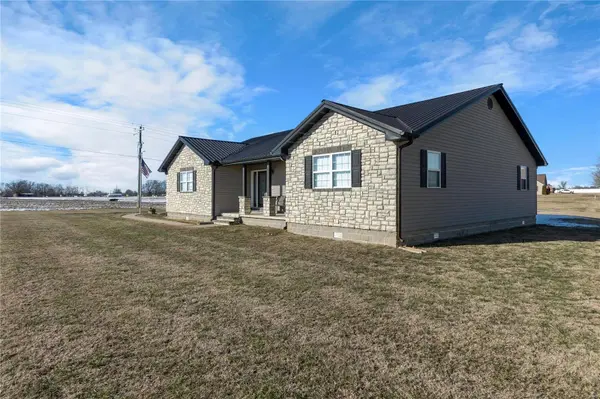 32936 County Rd 207, Advance, MO 63730