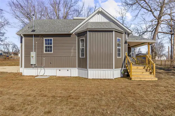 209 S Cowling ST, Desloge, MO 63601