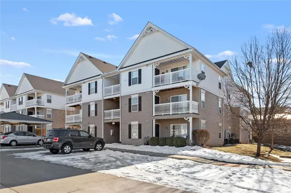 4303 Spring Creek LN, O'fallon, MO 63368