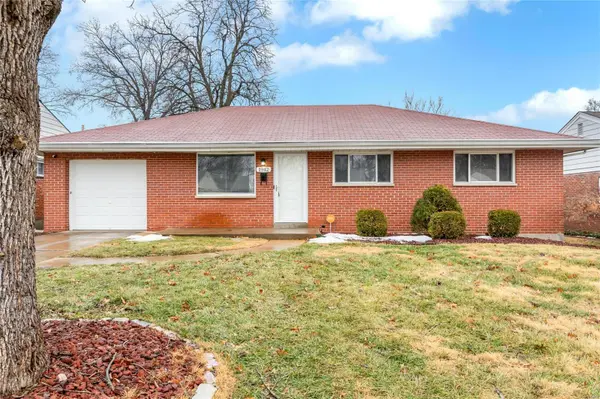 1942 Brassie DR, Overland, MO 63114