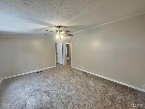 280 Royal Ridge CT, Foley, MO 63347