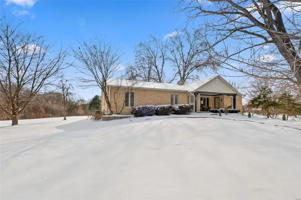 14850 Afshari CIR, Florissant, MO 63034