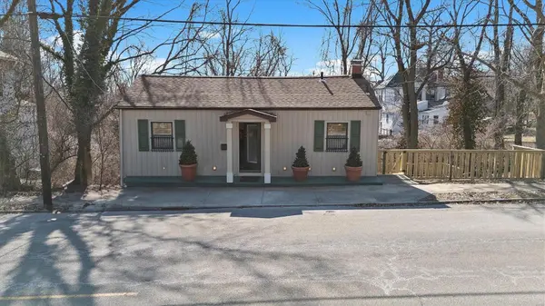 908 State ST, Alton, IL 62002