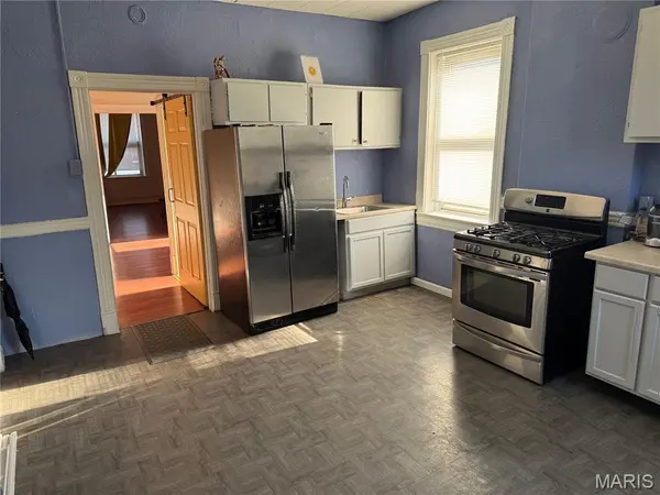 5911 S Broadway, St Louis, MO 63111
