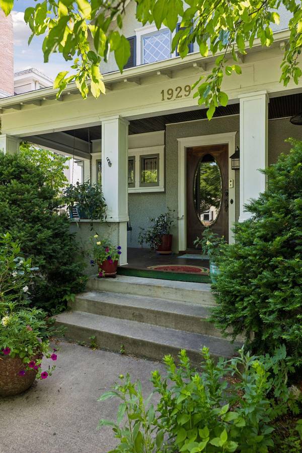 1929 James AVE S, Minneapolis, MN 55403
