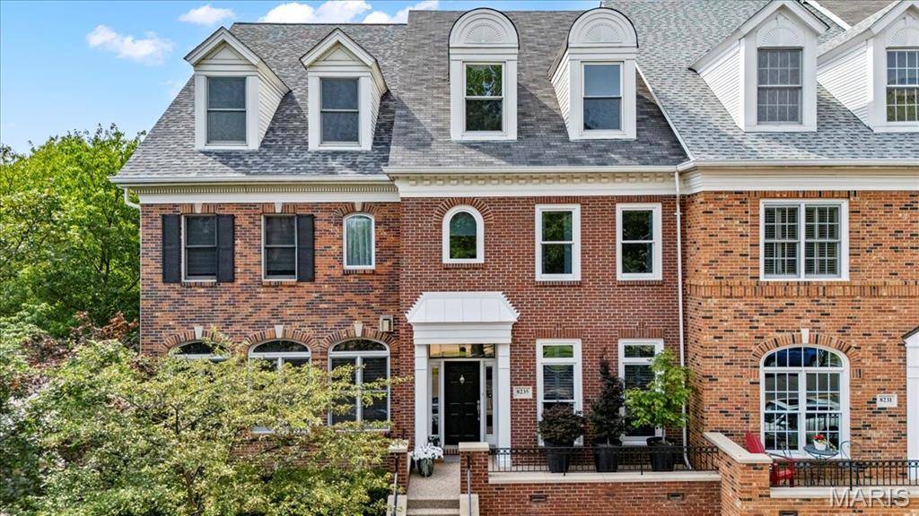 8235 Parkside DR, Clayton, MO 63105
