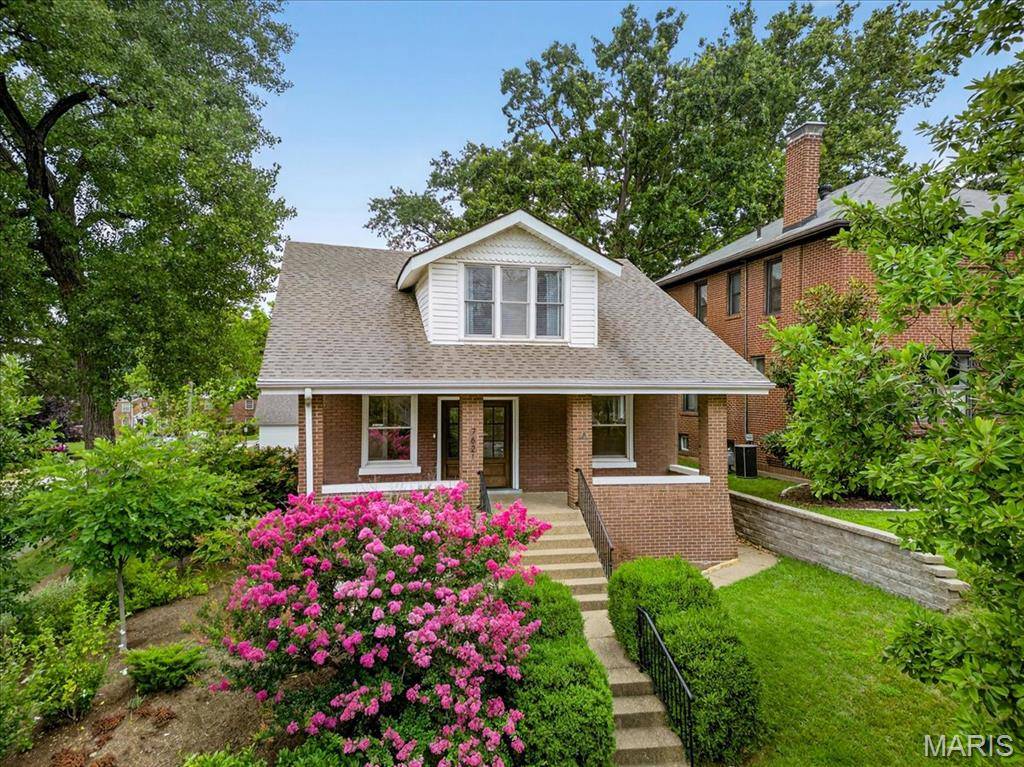 7621 Teasdale AVE, University City, MO 63130