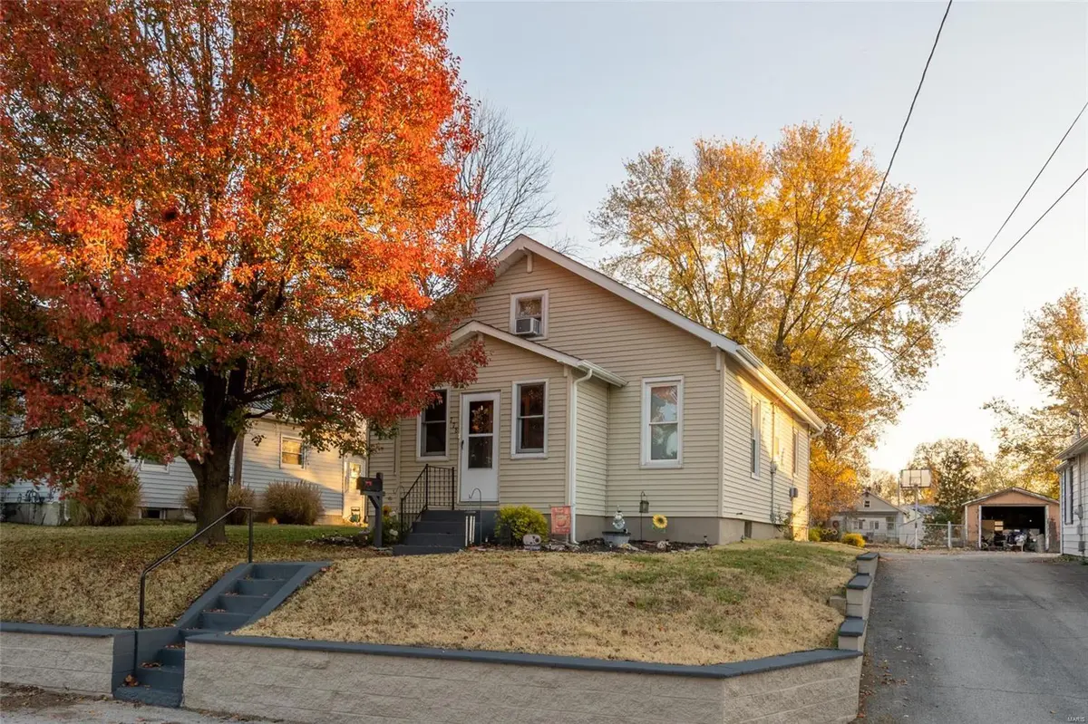 778 N 6th ST, Ste Genevieve, MO 63670
