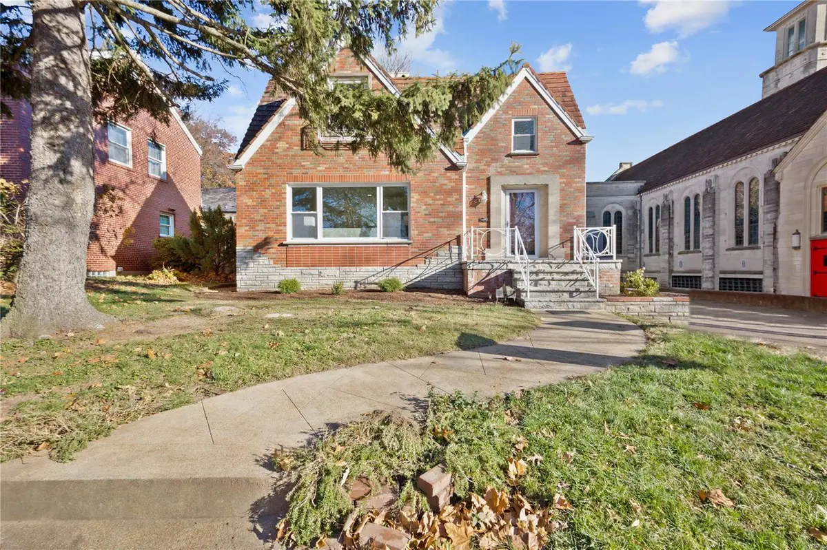 5338 Tamm AVE, St Louis, MO 63109