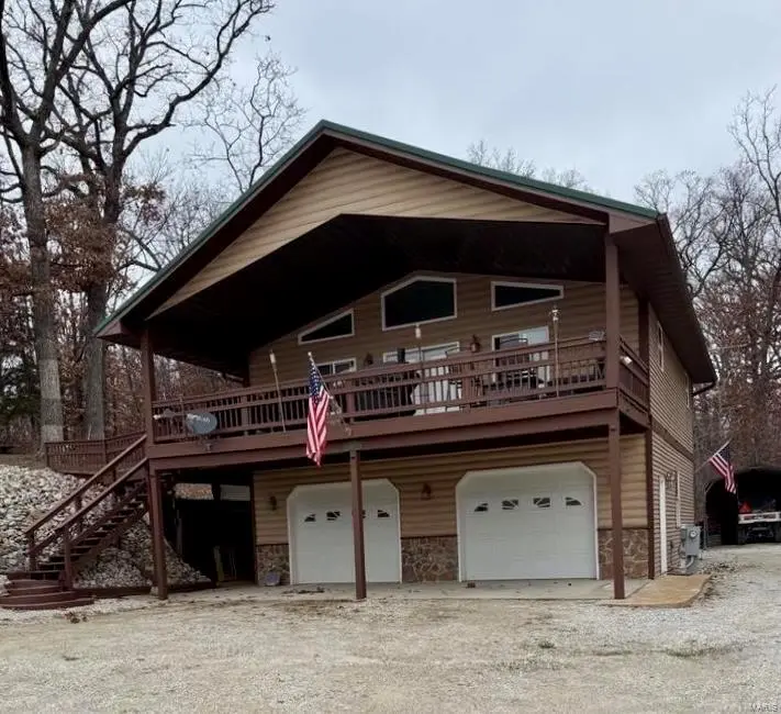 28321 Iowa DR, Canton, MO 63435