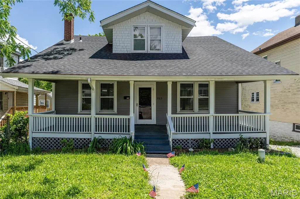 863 Washington AVE, Alton, IL 62002