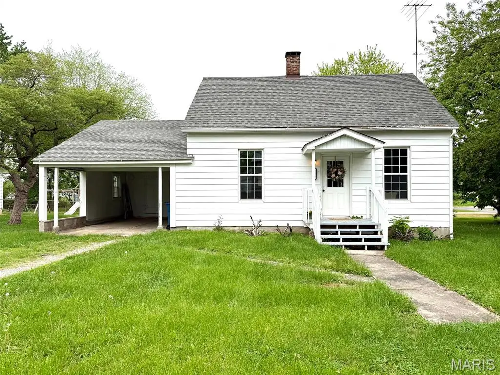 405 W Magnolia ST, Marine, IL 62061