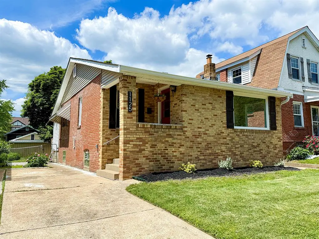 1125 Blendon PL, Richmond Heights, MO 63117