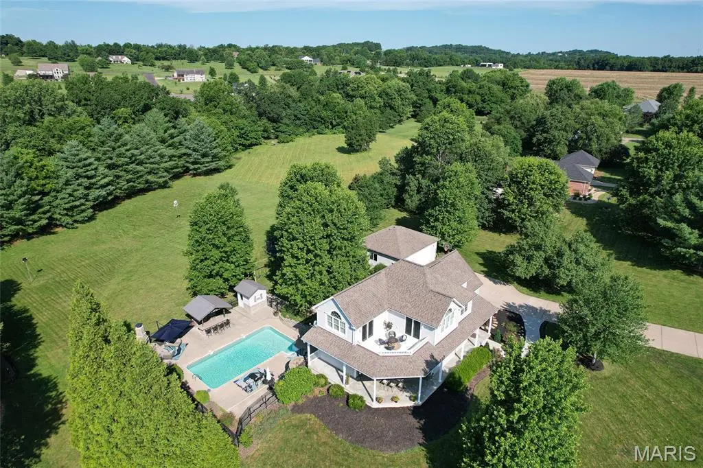 133 Pennant DR, Washington, MO 63090