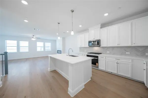2117 Naples Drive, Rowlett, TX 75088