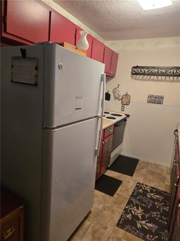 118 James ST, Buckner, MO 64016