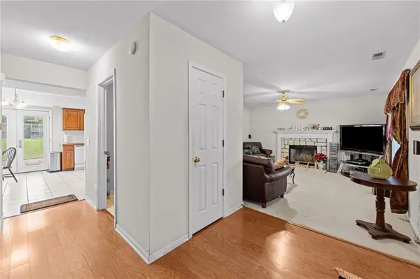 604 Stowe CT, Lawrence, KS 66049