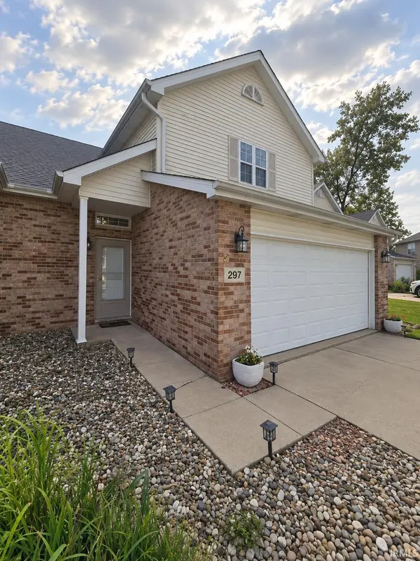 297 Fox Trail CT, Hobart, IN 46342