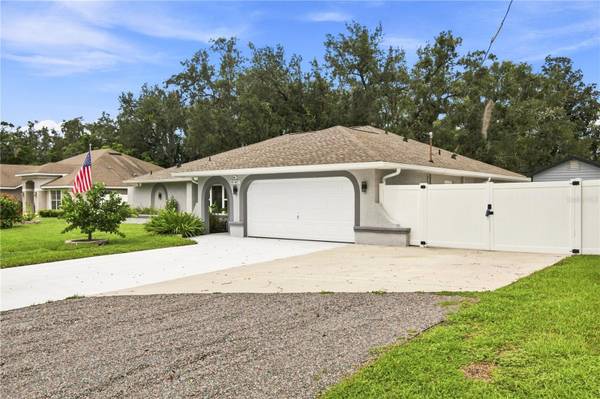 8345 APPLE ORCHARD RD, Spring Hill, FL 34608
