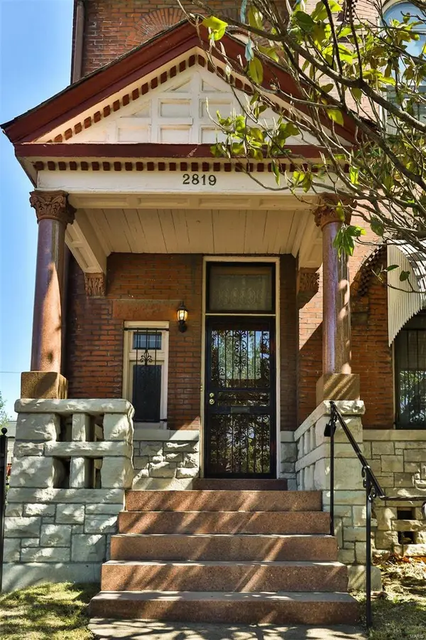 2819 Lafayette AVE, St Louis, MO 63104