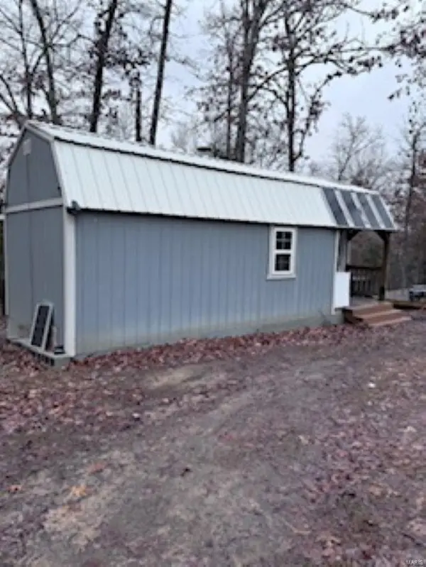 897 Private Road 5-200, Gainesville, MO 65655