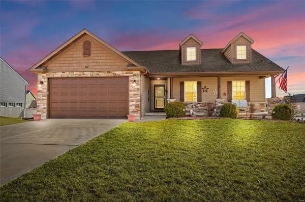 200 Fox Ridge LN, Moscow Mills, MO 63362