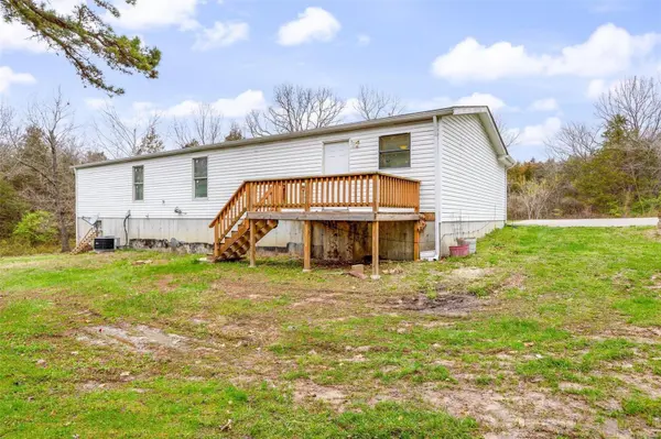 5404 Sioux Lynn LN, De Soto, MO 63020
