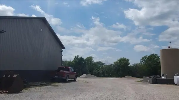 14867 Frontage RD, Dexter, MO 63841