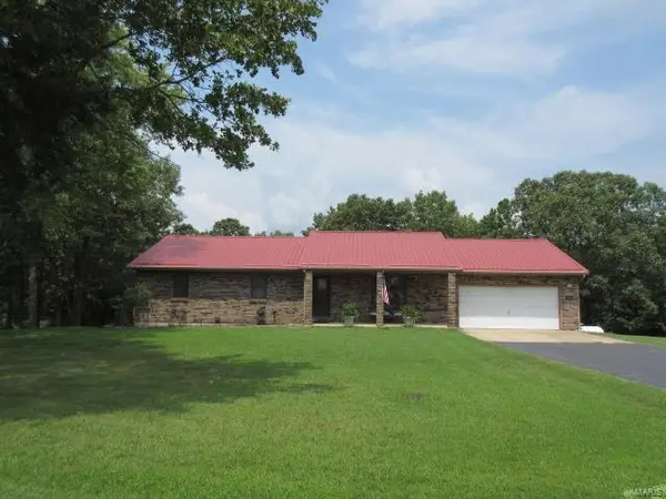 23349 Rainbow LN, Waynesville, MO 65583