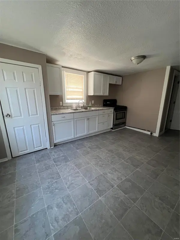 708 Fleming, Bernie, MO 63822