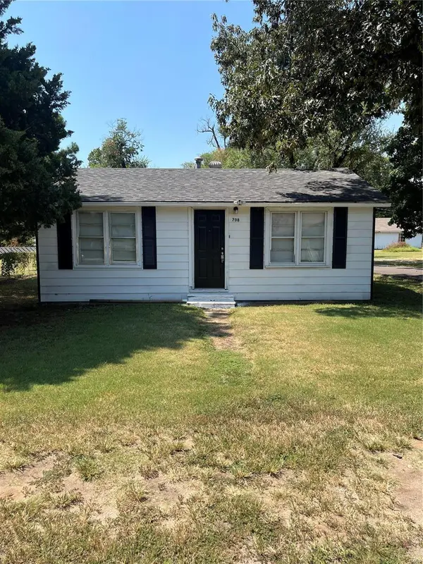 708 Fleming, Bernie, MO 63822