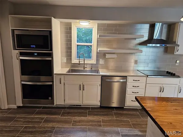 18 Boca DR, Hannibal, MO 63401