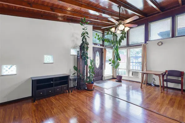 921 Fillmore ST, St Louis, MO 63111