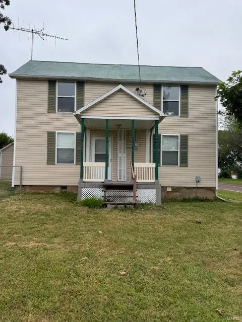 401 Broadway AVE, Leslie, MO 63056