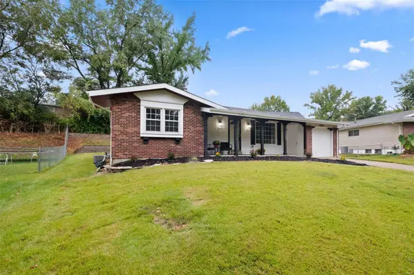 11933 Barden Tower RD, Black Jack, MO 63033
