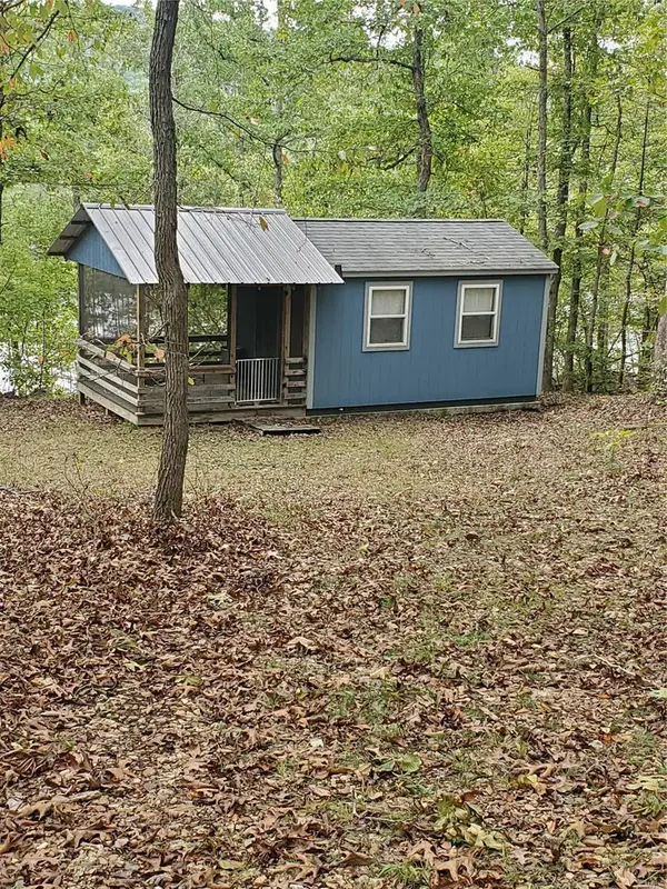 1 Star Lake RD, Annapolis, MO 63620