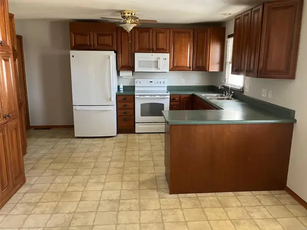 406 N Broadway, Albers, IL 62215