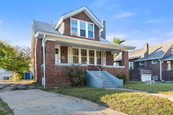 3835 Lawler DR, St Louis, MO 63121