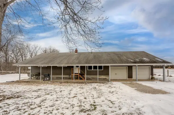 2530 Private Rd,  Coulterville,  IL 62237